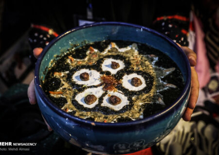 هجدهمین جشنواره ملی آش ایرانی در زنجان آغاز به کار کرد