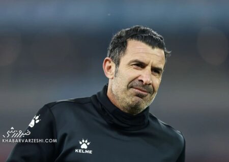 ویدیو| خوش و بش فیگو و اینیستا قبل از آغاز مراسم توپ طلا