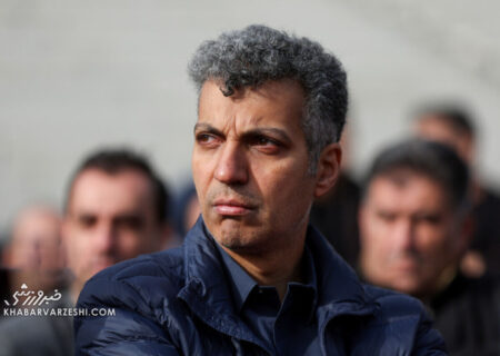 عادل فردوسی‌پور: ماجرای اسپری فلفل و اتفاقات رخ‌داده برای بانوان، نباید فراموش شود!