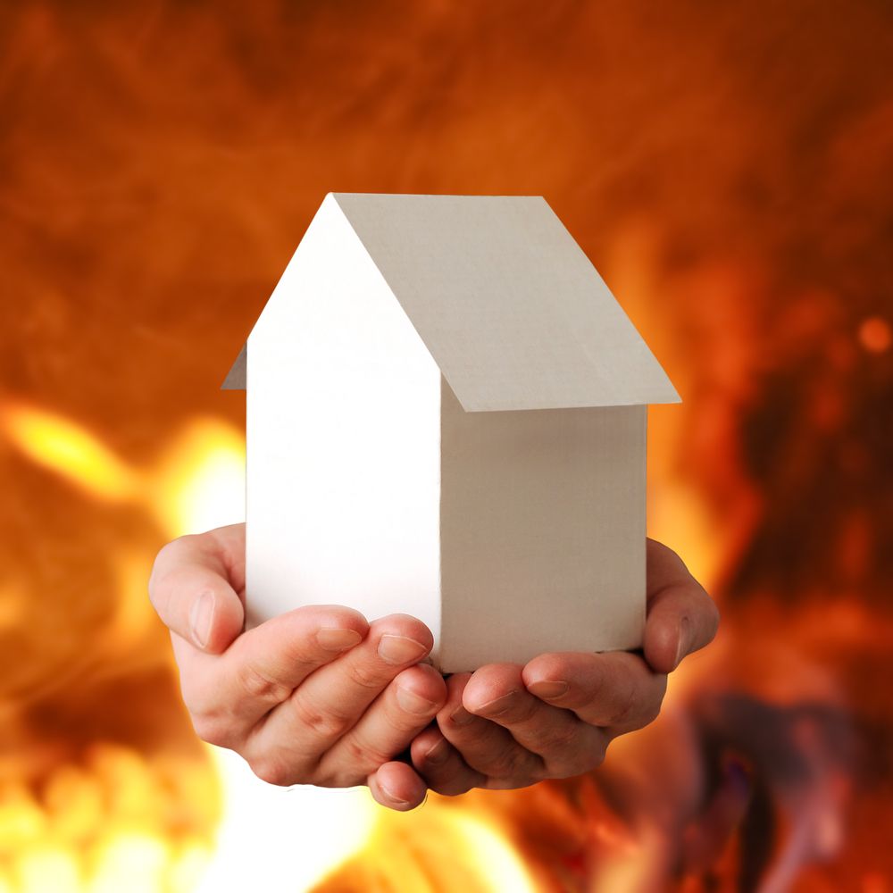 بیمه آتشسوزی و زلزله؛ چرا ضروری است؟
