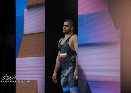 ویدیو| صعود امین میرزازاد به نیمه نهایی با ضربه فنی!