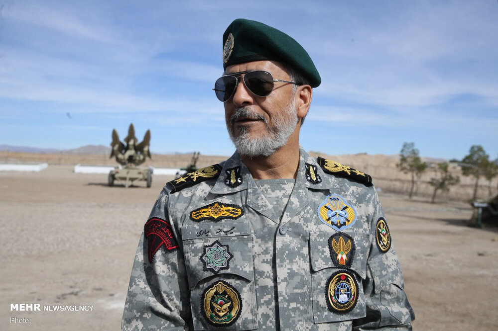 دریادار سیاری: اقتدار نیروهای مسلح باید با تمام توان حفظ شود