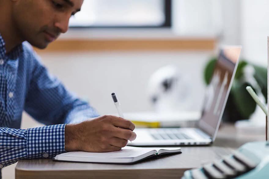 امروز آخرین فرصت ثبتنام تکمیلی ترم تابستان دانشگاه علوم پزشکی هوشمند