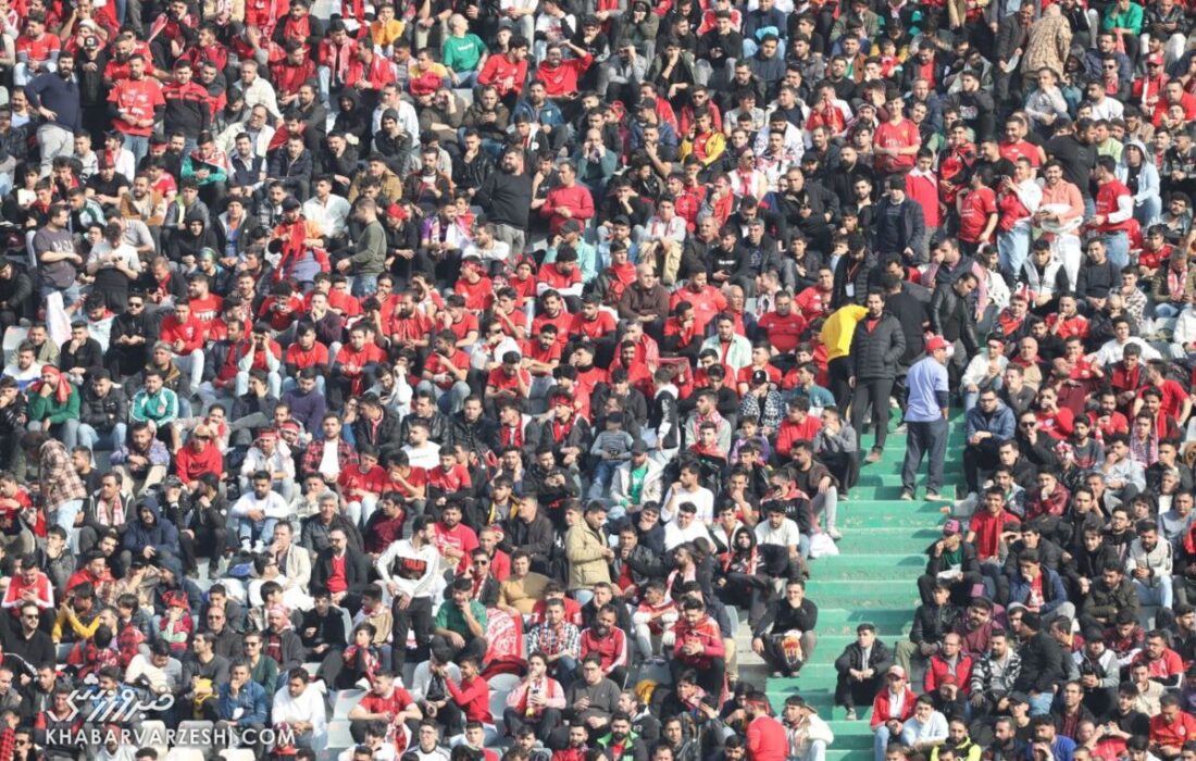 درخواست طعنه‌آمیز پرسپولیسی‌ها از استقلال!