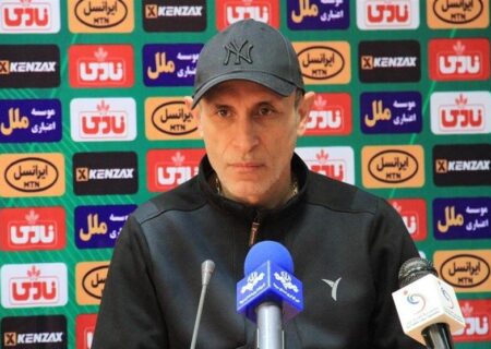 گل‌محمدی: بازی با پرسپولیس فرصت خوب جبران است؛ امیدوارم راحت گل نخوریم