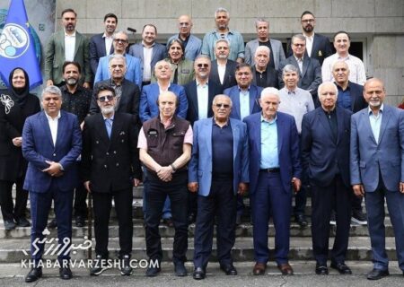 استقلال متوقف شد، استقلالی‌ها کیک خوردند!