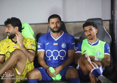 مصدومیت طولانی؛ مدافع آبی‌ها هنوز رنگ بازی را ندیده است