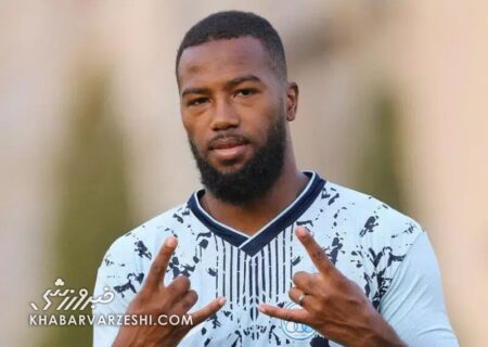 دل مشغولی‌های ستاره ملی‌پوش استقلال در فرودگاه دبی +عکس