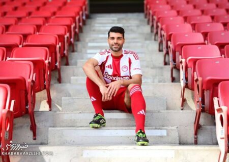 طارمی در المپیاکوس هم شوکه شد!/ جایگاه عجیب ستاره ایرانی در اولین بازی! +عکس