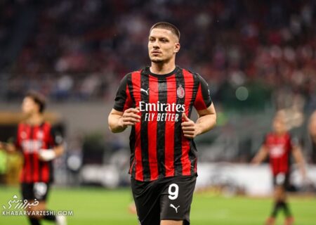 شکسته شدن سنت ۱۰۰ ساله؛ لباس افسانه‌ای خالی ماند