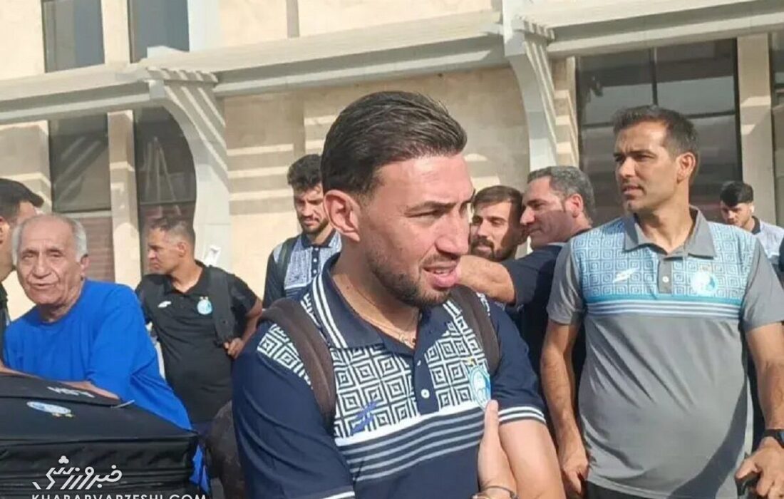 ویدیو| لحظهای بهتآور برای ستاره استقلال در اهواز؛ بوسه بر گردن منیر الحدادی