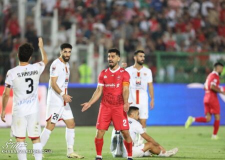 ویدیو| مسئول دولتی هیچ ایراد ورزشگاه تختی را گردن نگرفت/ عادل: یعنی عالیشاه فرق شیر آب گرم و سرد را بلد نیست؟!