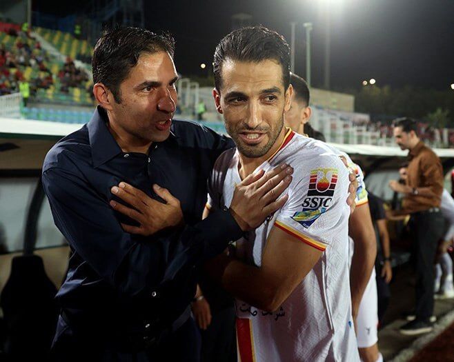 هدیه نفیس پرسپولیس به وحید امیری +عکس