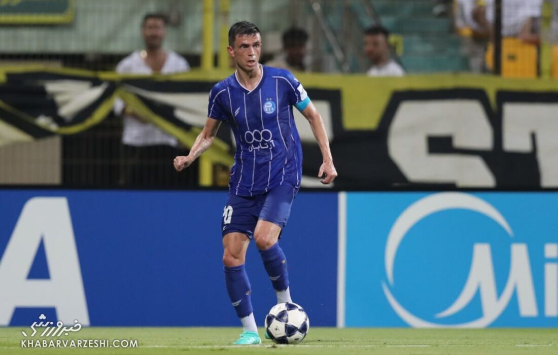 ۲ بازیکن خارجی استقلال را در امارات رها کردند