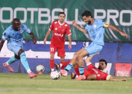 هت‌تریک پرسپولیس در تساوی/ چادرملو مانع صدرنشینی تیم هاشمیان