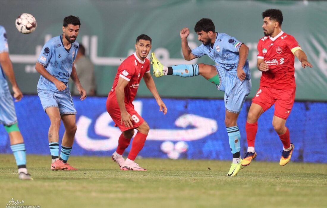 ویدیو| واکنش مقام مسئول به انتقادها از چمن تختی: نتیجه نگرفتند گردن زمین میاندازند!