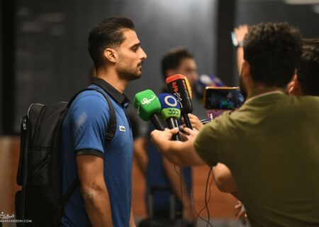 ویدیو| شعار هواداران استقلال علیه من؟ قطعا پرسپولیسی بودنم تاثیر گذاشته!