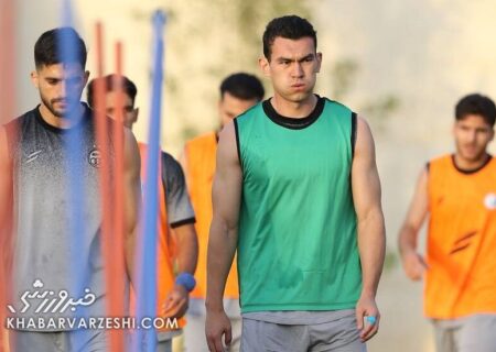 مدافع آبی‌ها مدعی شد: برای قرار گرفتن در ترکیب اصلی استقلال کاملاً آماده‌ام +تصویر