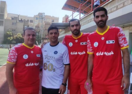 ستارگان استقلال و پرسپولیس برای ۱۱۰۰ کودک لوازم التحریر خریدند