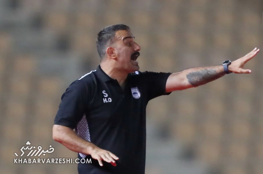 ادعای جنجالی مربی استقلال: داور از گل نزدن ما عصبانی بود!
