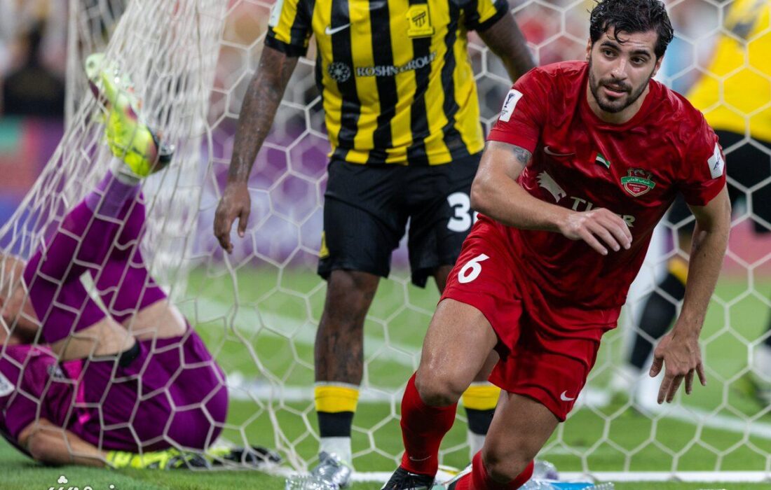 استقبال گرم یک ایرانی از سعید عزت‌اللهی پس از گلزنی؛ شادی گل لژیونر در نخبگان دیده شد +تصاویر