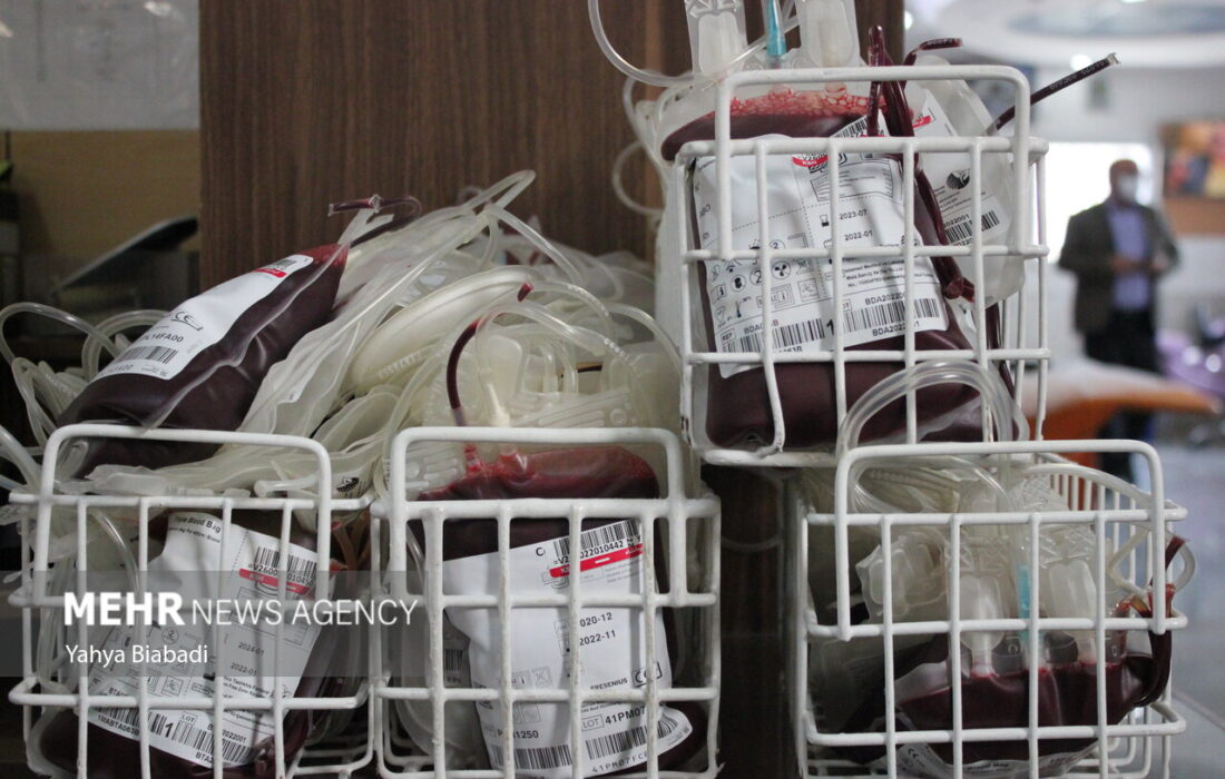 حضور تیم سیار انتقال خون در اسلام‌آباد غرب