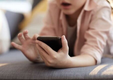 استفاده از موبایل در ژاپن محدود شد