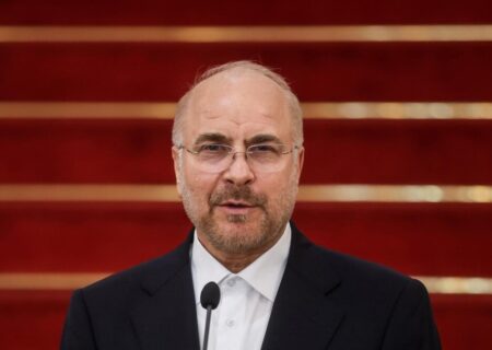 قالیباف از جمعی از دانش‌آموزان نخبه کشور تجلیل کرد