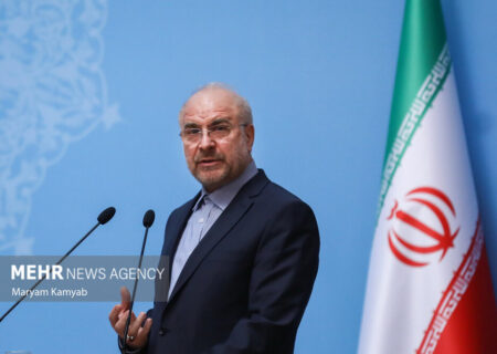 قالیباف: برای پیشرفت کشور باید به نخبگان اهمیت دهیم