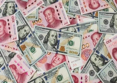 دستگیری فعال غیرمجاز ارزی در میدان صادقیه با کشف ۴۰ میلیارد ریال ارز