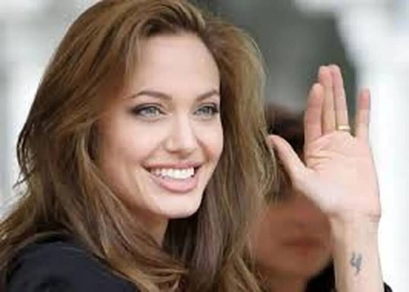 آنجلینا جولی: دیگر آمریکا را به رسمیت نمیشناسم