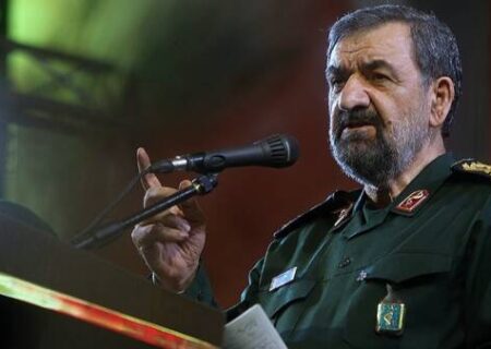 سرلشکر رضایی: رهبر انقلاب توسعه سلاح‌های بومی را رقم زدند