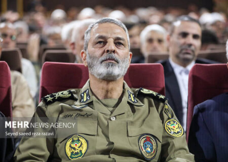 سرلشکر موسوی: سربازان، زینت کشور و ضامن اقتدار ایران اسلامی هستند