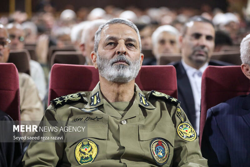سرلشکر موسوی: سربازان، زینت کشور و ضامن اقتدار ایران اسلامی هستند