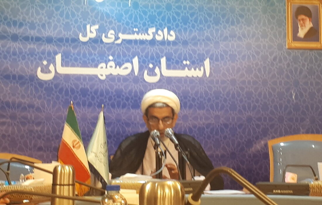 جعفری: ۴۴ هزار و ۷۷پرونده برای رانندگان بدون گواهینامه اصفهان تشکیل شد