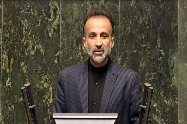 تاکید نجفی بر تدوین فوری آئیننامه واگذاری اراضی مسکن