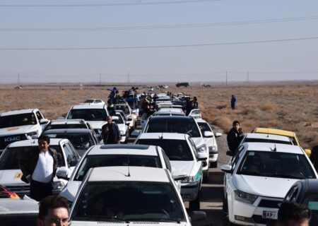 کاروان بزرگ خودروها در مسیر تهران تا متین‌آباد به راه می‌افتد