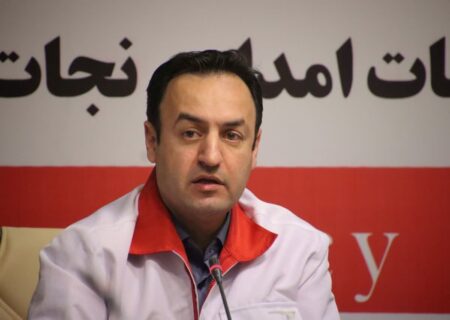 اعزام فوری 4 تیم امدادی در پی حادثه واژگونی اتوبوس محور سمنان-سرخه