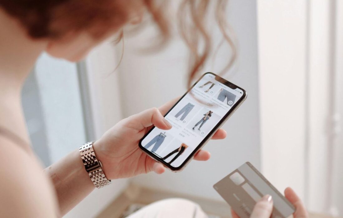 📱 بهترین اپلیکیشنهای فروش آنلاین در ایران؛ تجربهای آسان و سریع در خرید اینترنتی