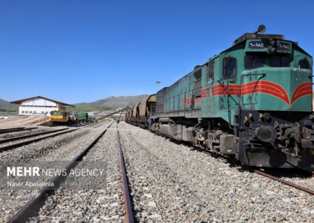 قطار ۵ ستاره اهواز-خرمشهر به مشهد افتتاح شد