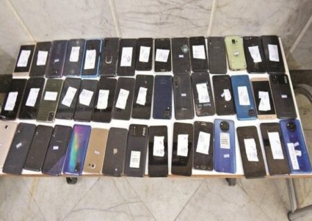انهدام باند قاچاق: کشف ۳۰۰ گوشی سرقتی در مرزهای خروجی