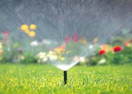 خرم‌آبادِ تشنه؛ آبیاریِ فضای سبز با آب شرب!