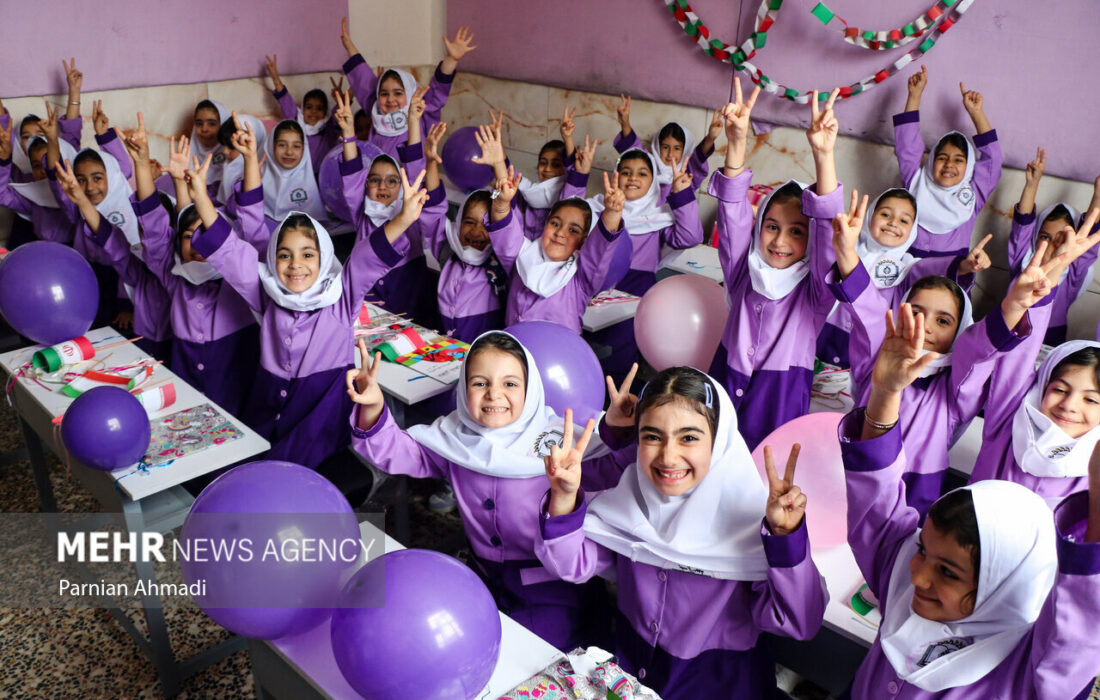 ۵۶۰ هزار دانش آموز مازندران آماده ورود به مدرسه هستند