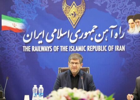 هدف‌گذاری برای جابه‌جایی بیش از ۱۰ میلیون تن بار در هرمزگان