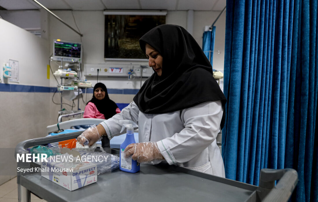 مشکل حوزه پرستاری عدم استخدام است نه آموزش