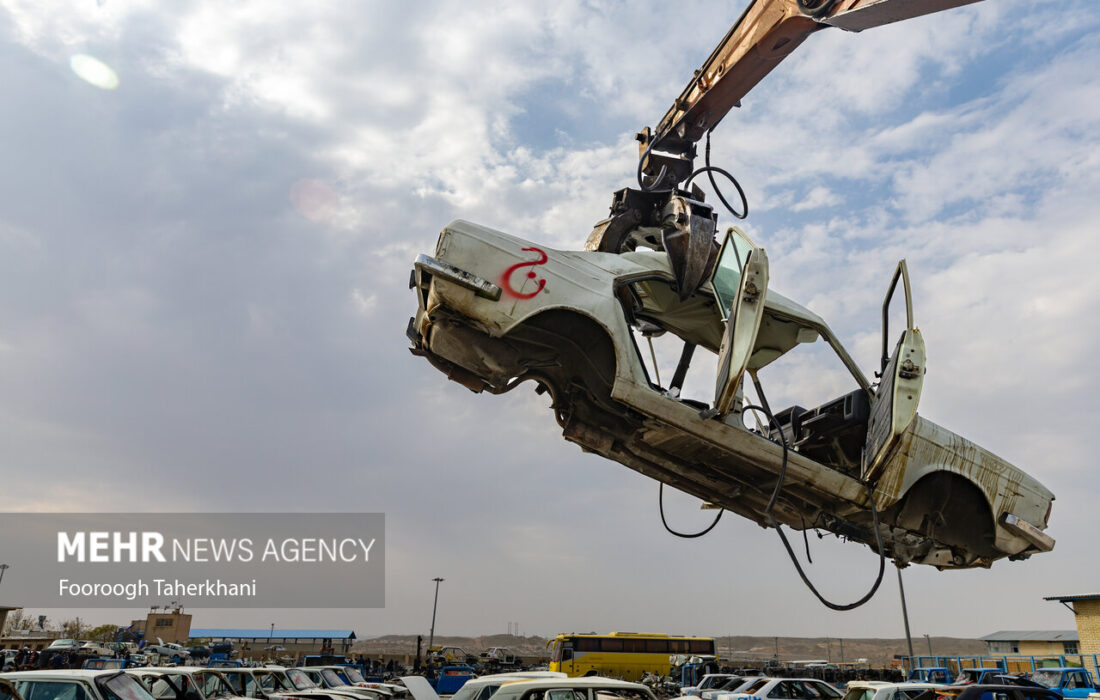 اسقاط ۱۰۵ هزار خودرو فرسوده در ۶ ماه