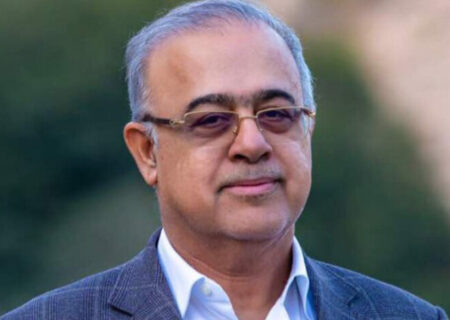 تدوین نظام مسائل  نقشه راه توسعه شهرستان‌ها است