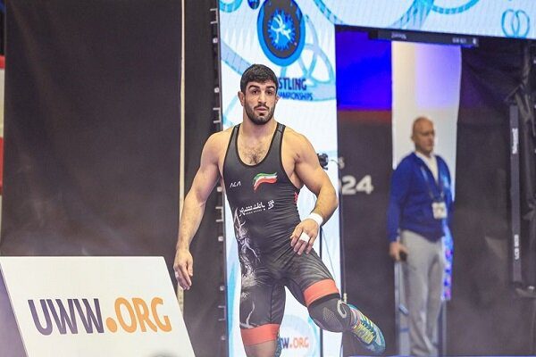 شروع طوفانی کامران قاسمپور در مسابقات قهرمانی جهان