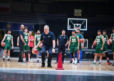 سرمربی یونانی تیم ملی بسکتبال دوباره به ایران بازگشت