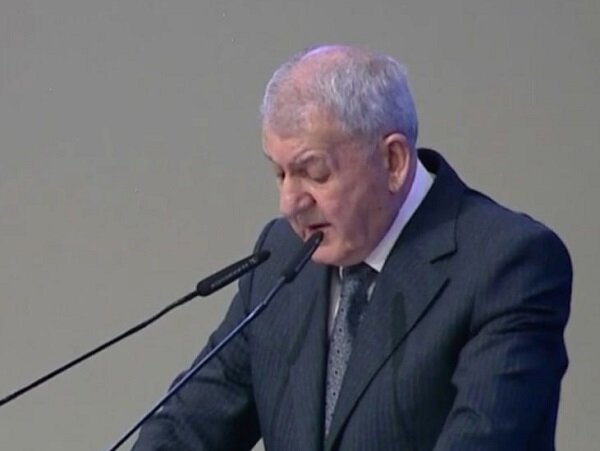 عراق: آمادگی داریم حلقه اتصال میان شرق و غرب باشیم